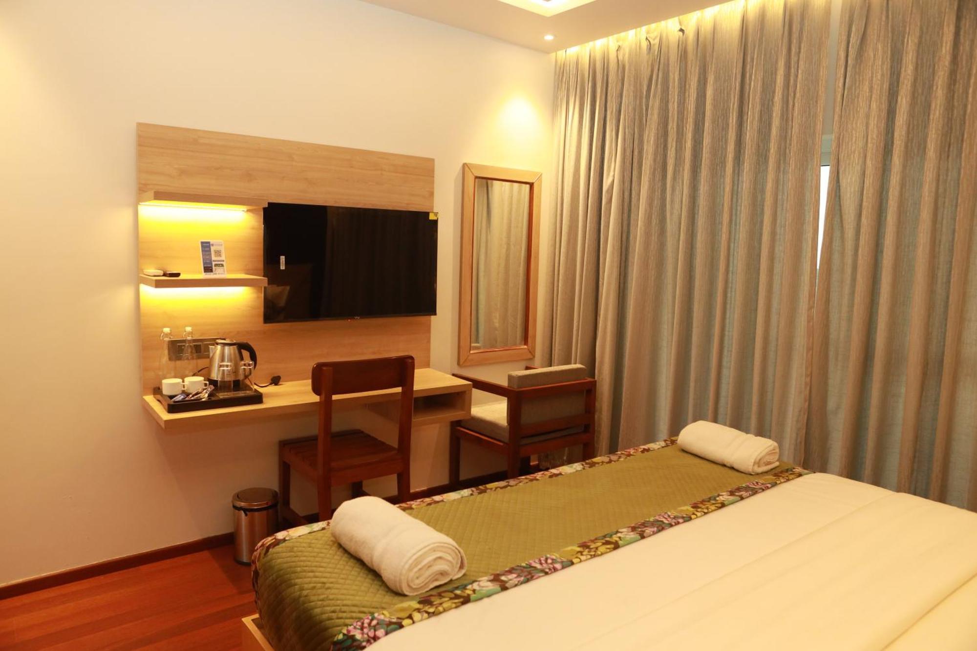 Gracias Cafe & Resort 莫尔吉姆 外观 照片